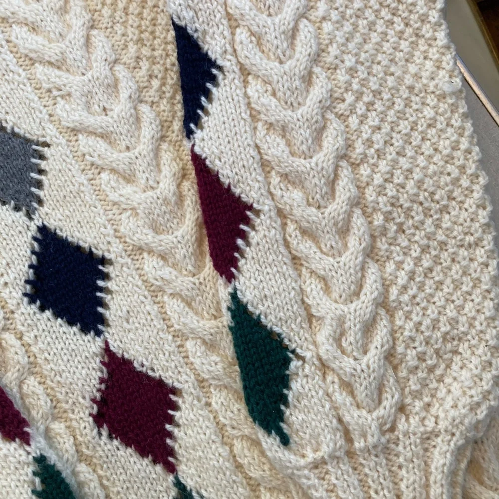 Vintage, Blarney Woolen Mills 100% New Wool, Traditional Aran, Handknit, Sweater - Picture 9 of 12